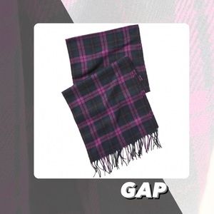 EUC Gap Plaid Flannel Scarf